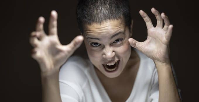 GEWELD MISHANDELING VROUW