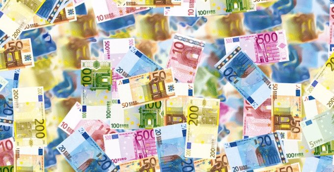 Financial Intelligence Unit Suriname en Gaming Board gaan samenwerking aan