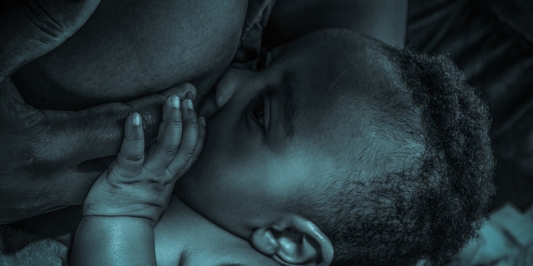breastfeeding 827169 1280