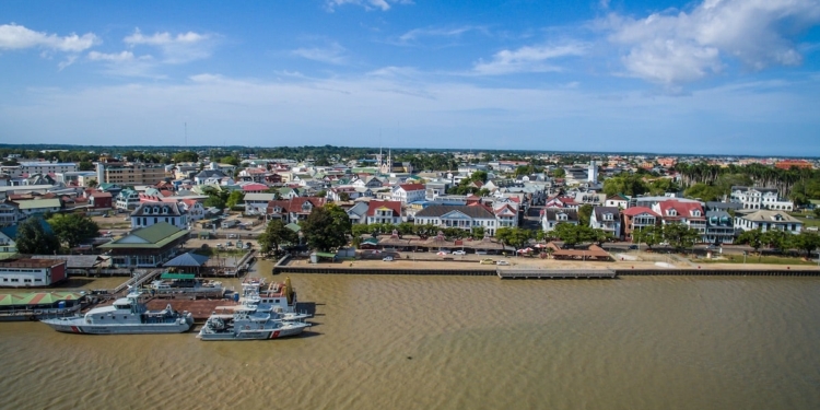 waterkant suriname