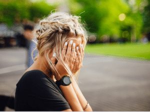 Vrouw verbaasd