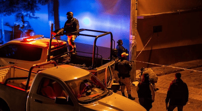 Feest eindigt in drama: 8 mensen in koele bloede om het leven gebracht