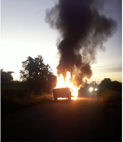 brand afgebrand voertuig