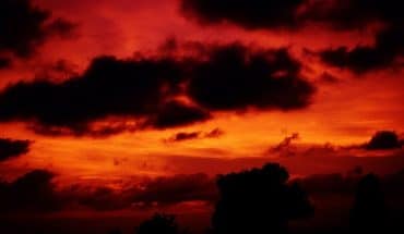 hel hemel lucht duivel demoon wolken satan