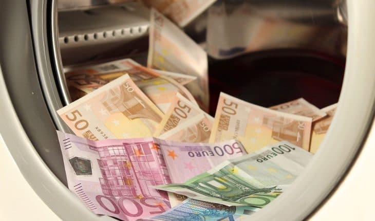 geld dollar euro veiling koers valuta witwassen | GFC