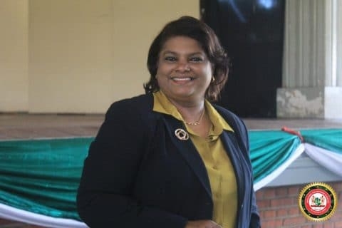Defensieminister Mathoera op werkbezoek naar Frans Guyana 480x320 1