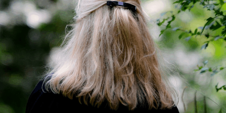 blonde vrouw