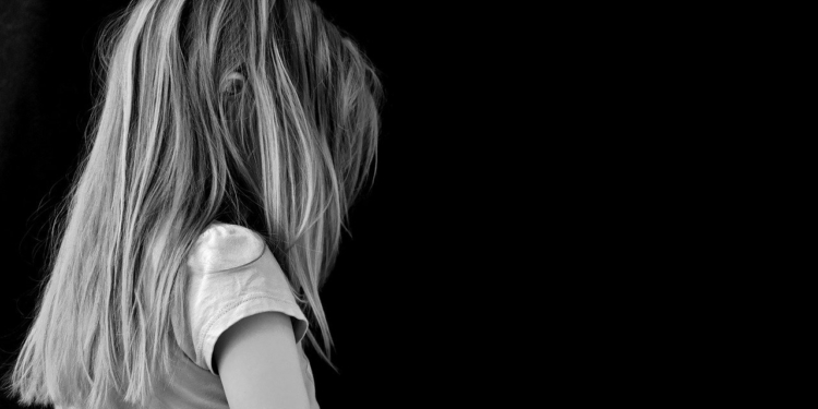 girl 3422711 1280