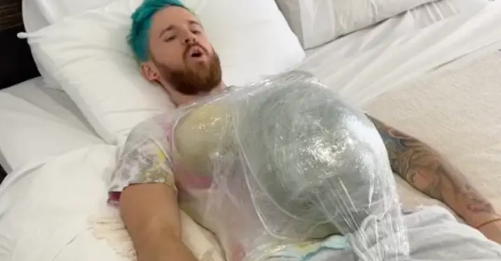 https   s3 images.ladbible.com s3 content 21524d7861236e217d6671d91b06f25f