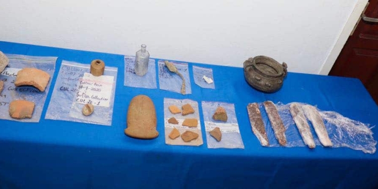 ARTEFACTEN HISTORISCHE VONDSEN