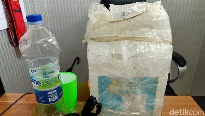 Wraakactie: 17-jarige laat vijf jongens vergiftigd drankje drinken, groep sterft