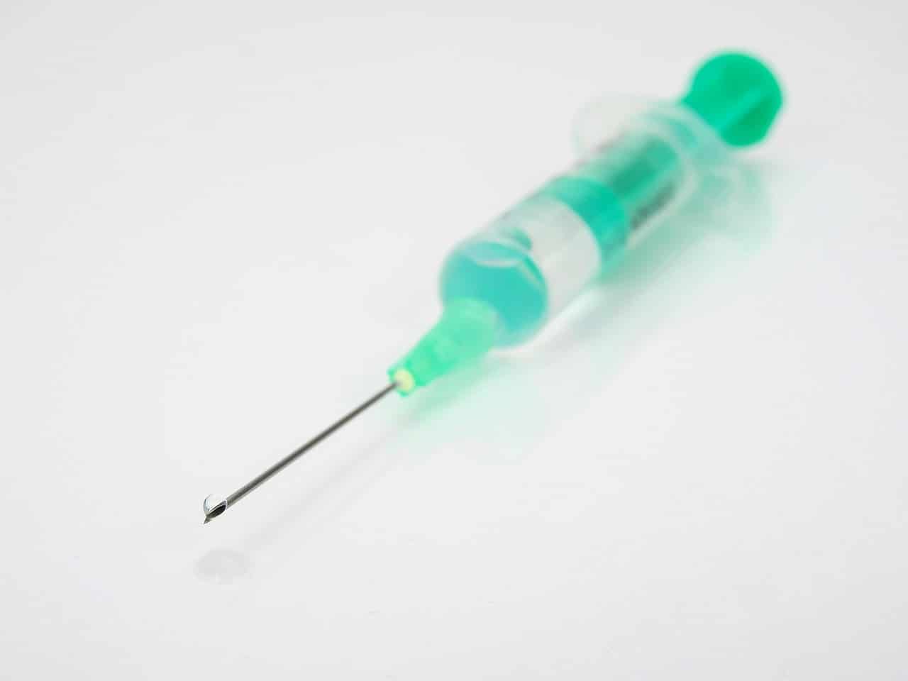 Tien jaar cel: man injecteert spuit met zijn zaad in bil vrouw
