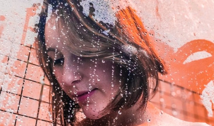 oorlog levend Wijde selectie Douchen of baden tijdens onweer kan levensgevaarlijk zijn, zeggen experts oorlog levend Wijde selectie Douchen of baden tijdens onweer kan levensgevaarlijk zijn, zeggen experts