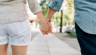 man vrouw hand in hand | GFC Nieuws