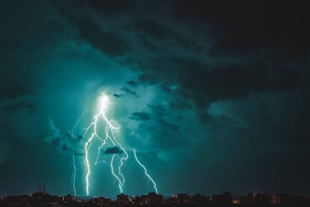 onweer donder bliksem wolken weer
