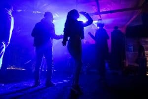 feest dansen uitgaan discotheek disco