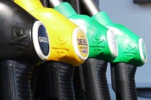 gasoline 175122 340 benzine olie | GFC Nieuws