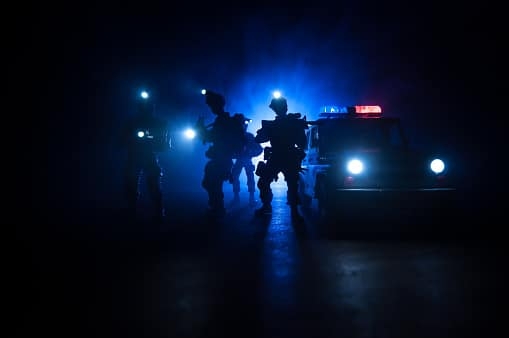 politie en militairen nl