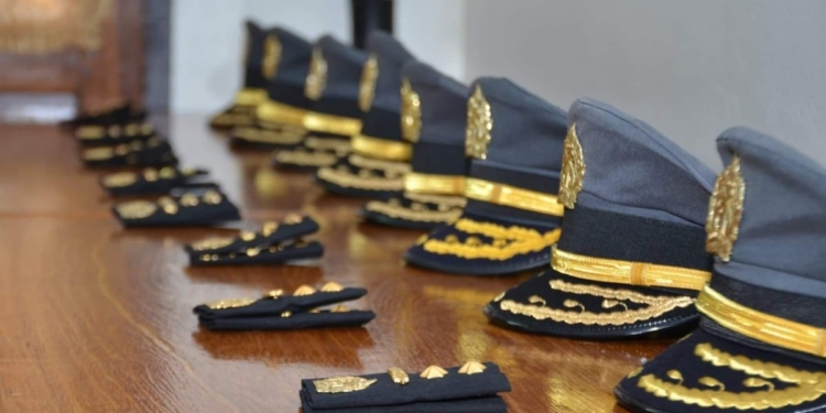 bevorderingen korps politie suriname