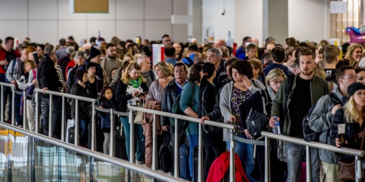 drukte schiphol luchthaven