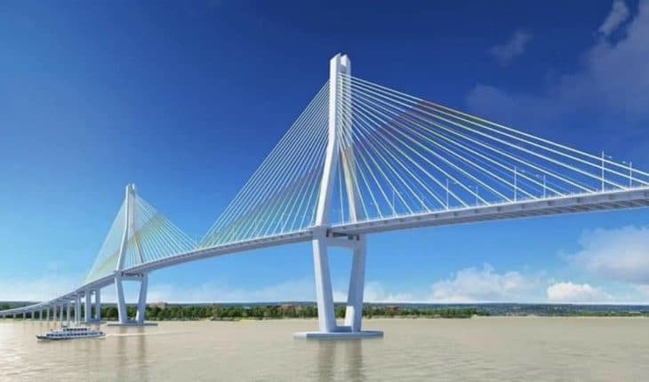 Brug-over-Corantijnrivier-tussen-Guyana-en-Suriname