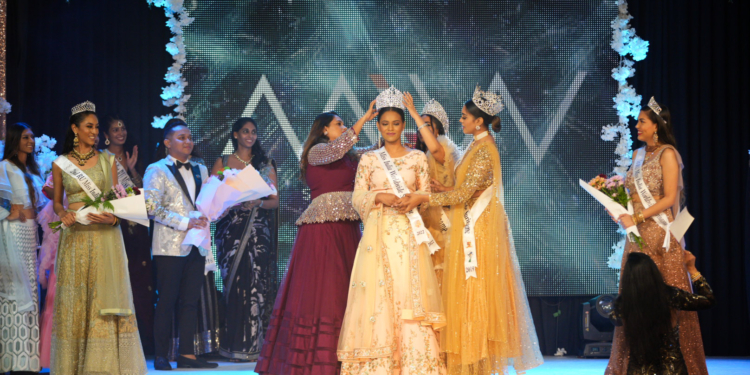 Crowning of Miss Sheesha Sahibdin MIWS 2022