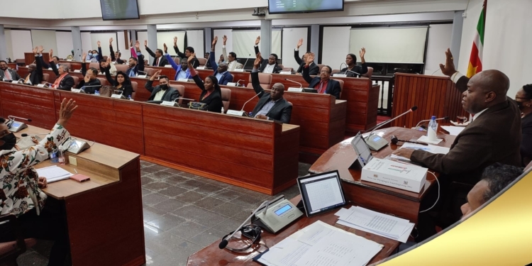 DNA PARLEMENT BEGROTING