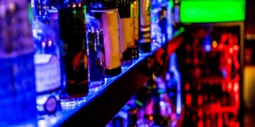 bardancing alcohol party feest