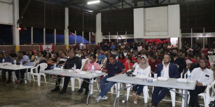bodo kupat viering te Nickerie