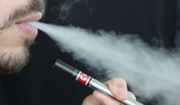 e-cigarette-1301670__480vapen e sigaret