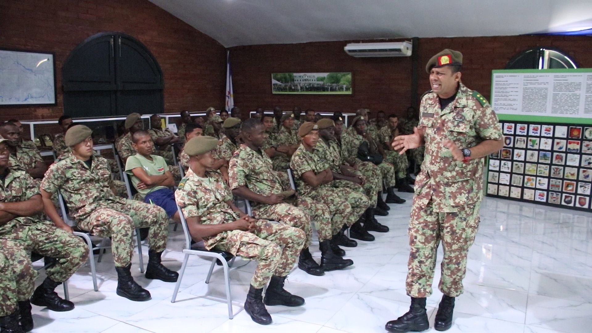overlegorgaan nl leger militair soldaat defensie