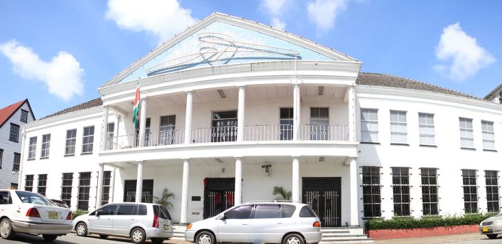 Surinaamse Centrale Bank onder vuur