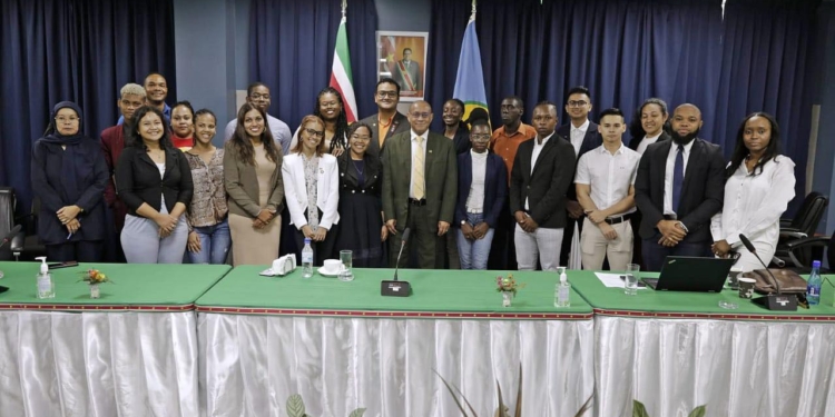 caricom jongeren mac andrew arbeid