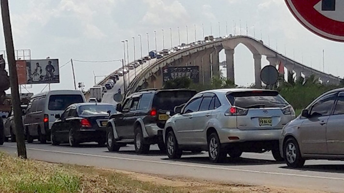 Wegafsluitingen Paramaribo buitenproportioneel en zorgen voor ontwrichting