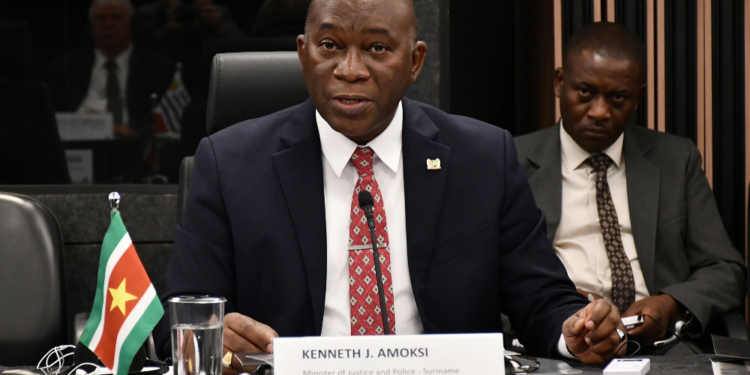 kenneth amoksi brasilia 1