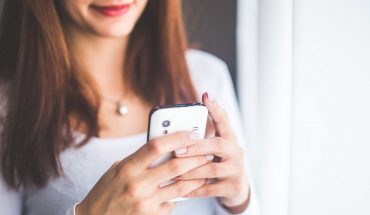 telefoon vrouw 2 | GFC Nieuws