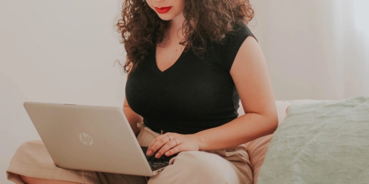 vrouw meisje computer