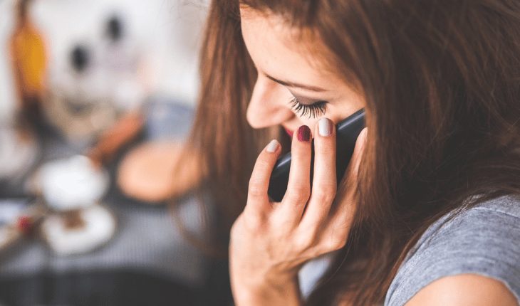 vrouw telefoon mobiel | GFC