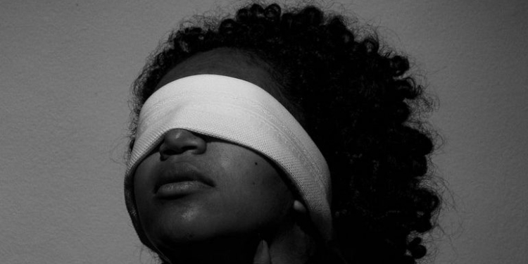 blinddoek vrouw