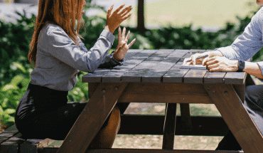 gesprek collega man vrouw | GFC Nieuws