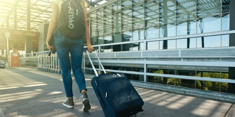 vliegveld airport reizen