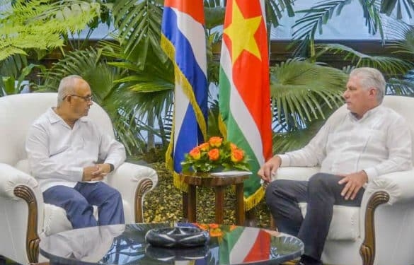 2022.09.08 BIBIS Meeting President Cuba Z.E. Miguel Diaz Canel Bermudez 02 585x439 1