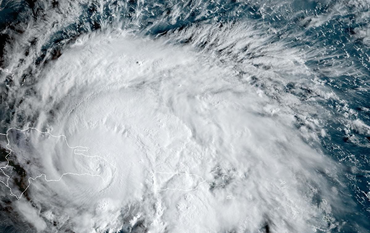 hurricane aardbeving storm orkaan