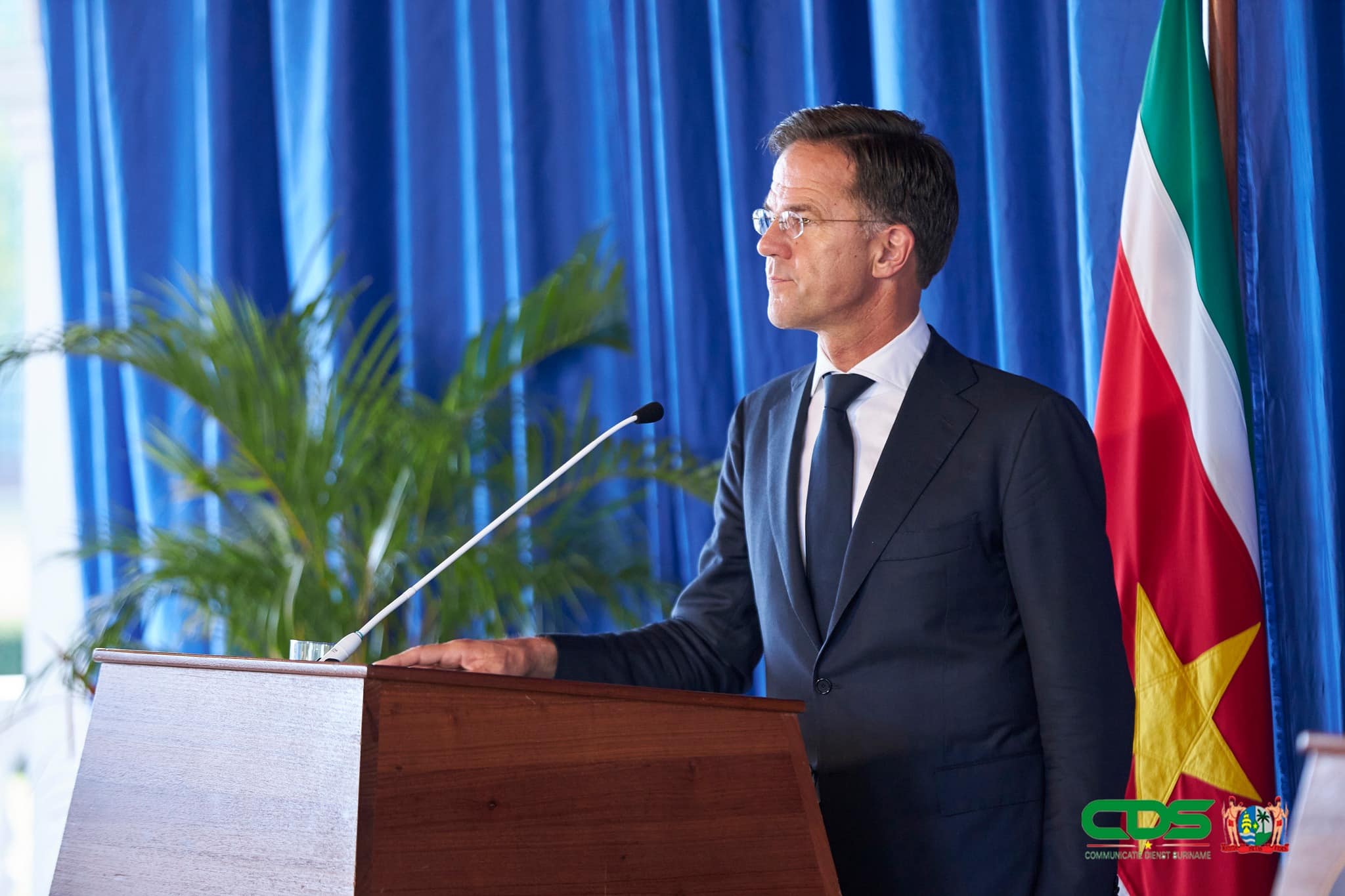 Surinamers bewonderen premier Rutte na openhartig gesprek met zwarte vrouw