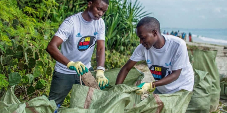 world cleanup day zwerfvuil milieuvervuiling