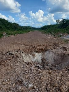 Vernietiging illegale landingsbaan te Goliath