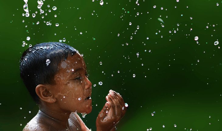 kind baden douchen water zwemmen | GFC