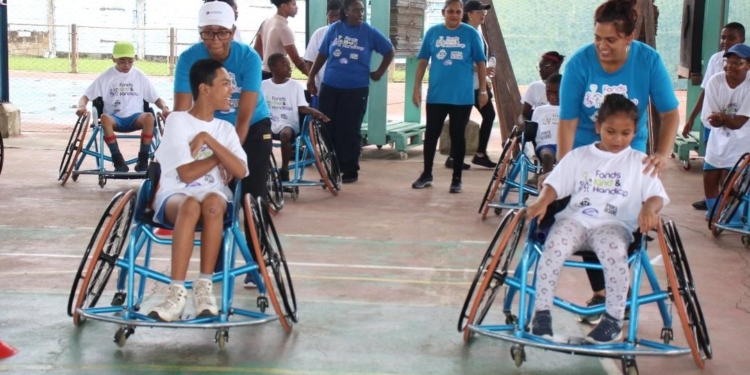 kinderen met een beperking gehandicapte