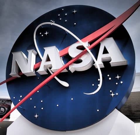NASA buigt asteroïde af