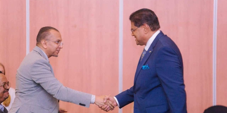 santokhi en debipersad ves